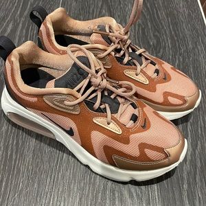 Nike air max 200 holiday sparkle sneakers